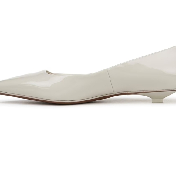 🤍🔹️Franco Sarto 🔹️Women's PrellaWhite Patent Faux Leather Low Heel Pump